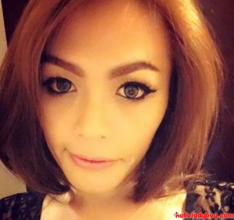 Asian Trans Woman Peels Off Her Top and Poses Nude in Profile – photo 8 of 11