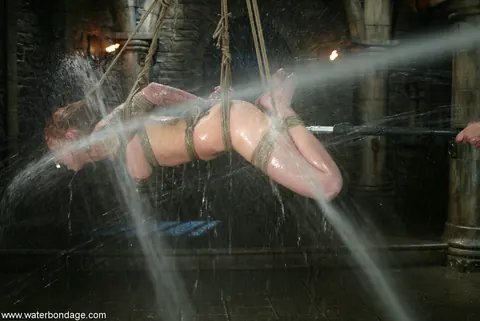 Scarlett Pain: Petite Redhead MILF Poses in Water Bondage Restraints – photo 20 of 21