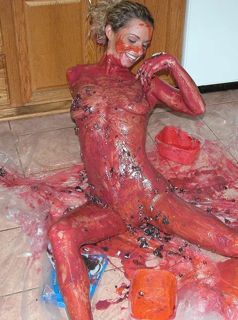 Petite MILF Covers Herself in Cake Batter in the Kitchen – photo 19 of 21