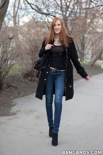 Linda Sweet – Tall Czech Redhead Gets Stuffed Outdoors