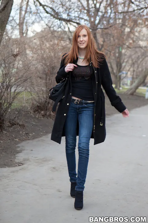 Linda Sweet: Tall Czech Redhead Gets Stuffed Outdoors – photo 1 of 21