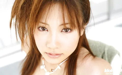 Reika Shiina: Japanese Redhead in Shorts Shows Her Hairy Pussy – photo 12 of 15