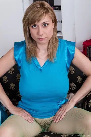 Busty Curvy MILF in Pantyhose Fingers Her Hairy Pussy