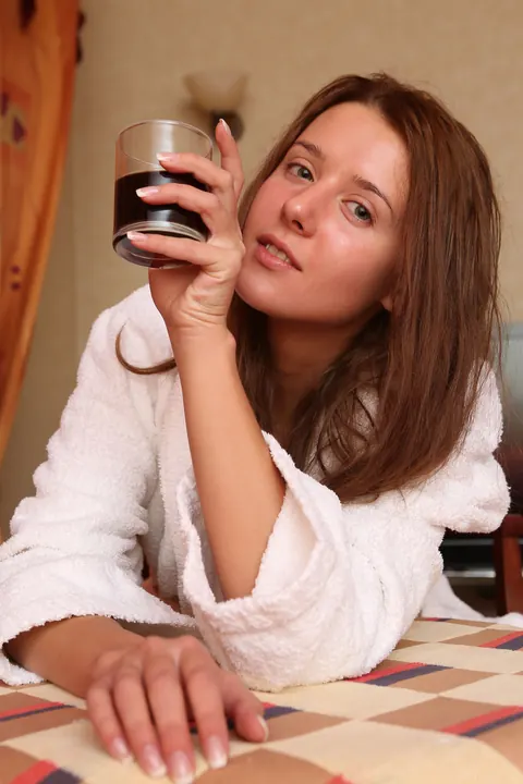 Sybil A Kailena: Brunette Shows Her Pussy and Spreads Wide – photo 17 of 18