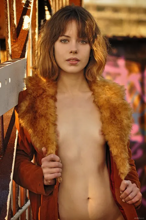 Bonnie Apricot: Skinny Hairy Brunette Strips Nude and Poses – photo 18 of 21