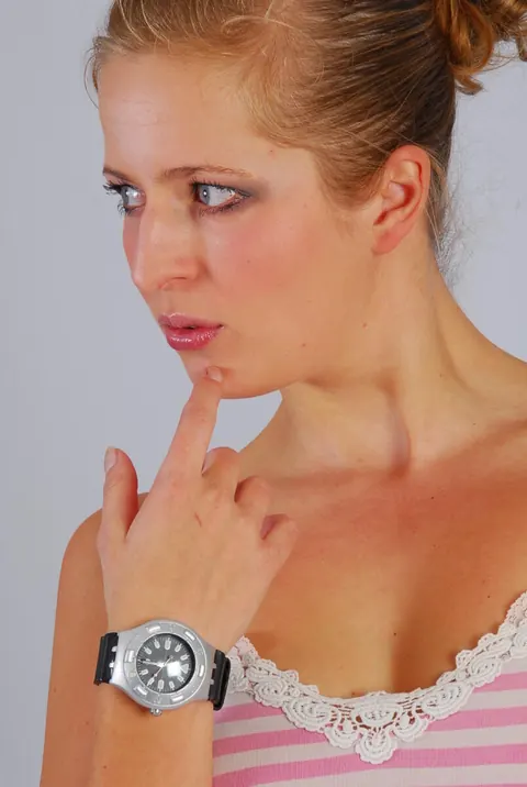 Redhead Amateur in Pigtails Shows Her Scuba Watch in Jeans – photo 2 of 16