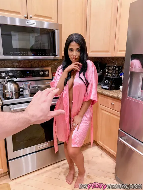 Misty Quinn: Thick Latina with Big Tits Gets Fucked Doggy Style in the Kitchen – photo 2 of 15