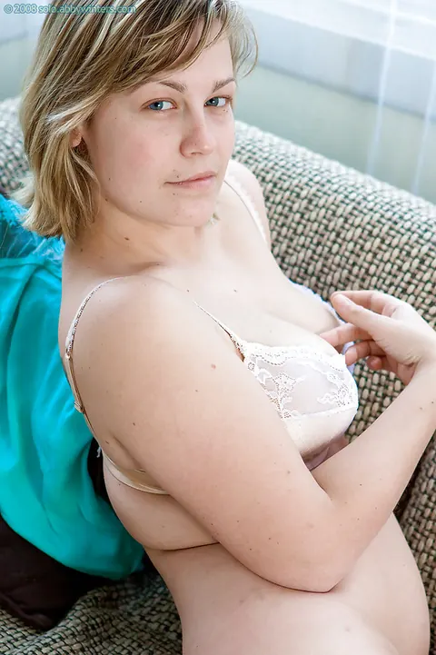 Blonde with Big Tits Spreads Her Hairy Pussy in Lingerie – photo 5 of 16