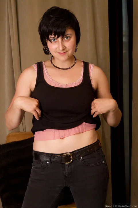 Amateur with Big Tits Shows Hairy Armpits and Pussy in Jeans – photo 1 of 21
