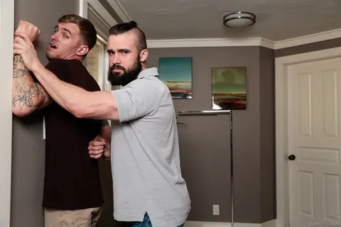 Brunette Stud Takes Anal and a Cumshot – photo 6 of 21