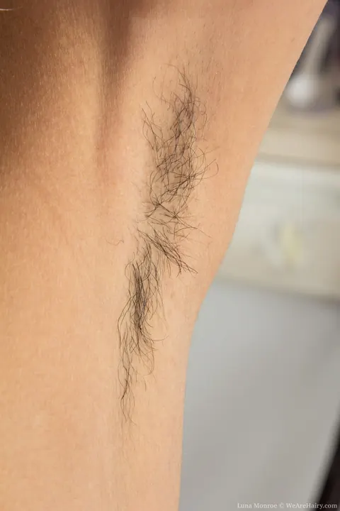 Luna Monroe: Slim Latina Plays with a Carrot in Her Hairy Pussy – photo 13 of 21