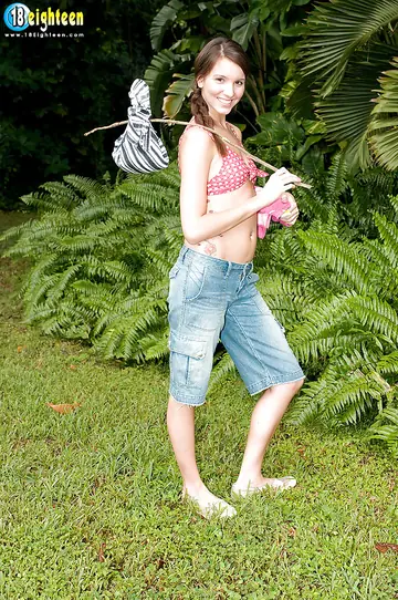 Tall PAWG Brunette Strips Out of Her Shorts and Panties Outdoors