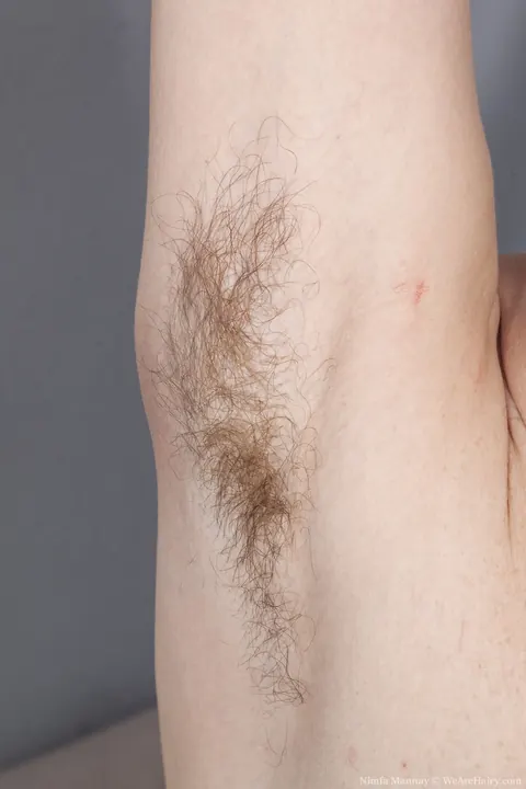 Nimfa Mannay: Thick Brunette MILF in Shorts Spreads Her Hairy Asshole – photo 4 of 20