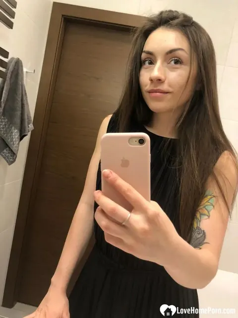 Thick Brunette Snaps Nude Selfies Flashing Her Small Tits and Big Ass – photo 12 of 12