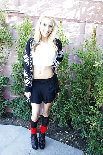 Samantha Nixon – Blonde with Big Tits Undresses in Heels and Socks Outdoors
