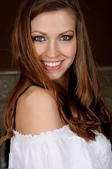Eufrat Mai – Tall Brunette with Big Natural Tits Spreads in Lingerie and Heels