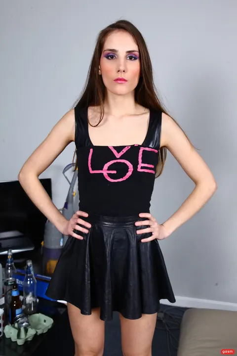 Tina Blade: British Brunette Poses in Her Clothes – photo 5 of 15