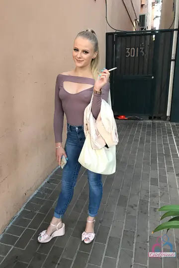Paris White – Petite Blonde in Lingerie and Glasses Spreads Her Trimmed Pussy in a Car