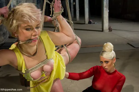 Lexi LaRue: Blonde MILF with Natural Tits Dominates Bound Woman in Lesbian BDSM – photo 14 of 21