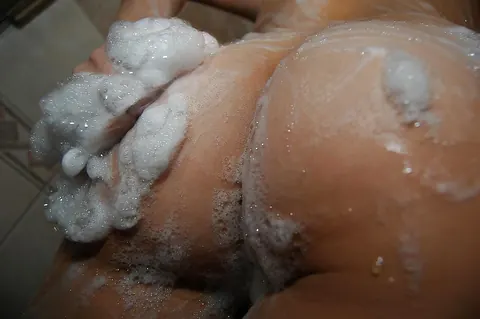 Japanese Brunette Showers and Spreads Her Hairy Bush – photo 11 of 16
