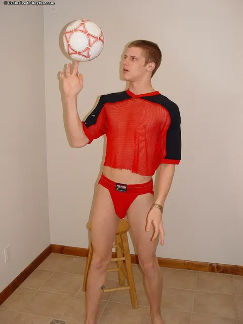 Handsome Man Spreads His Tight Butthole and Shows Off His Big Cock – photo 6 of 21