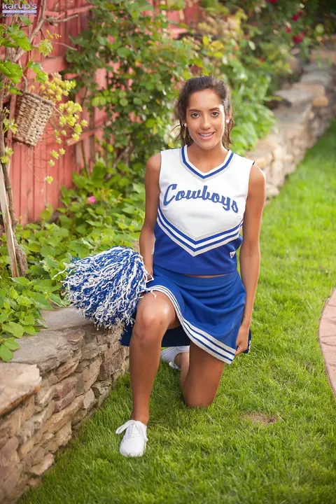 Chloe Amour: Latina in Uniform Skirt Bares Her Body Outdoors – photo 1 of 21