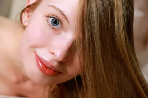 Mary Lane: Brunette with Small Natural Tits Spreads Her Hairy Pussy Wide Open – photo 10 of 20