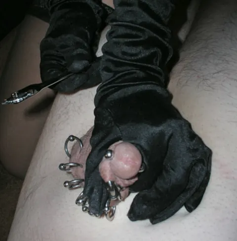 Rubee Tuesday: Mature Brunette MILF in Stockings Gives a Handjob to Bound Partner – photo 2 of 15