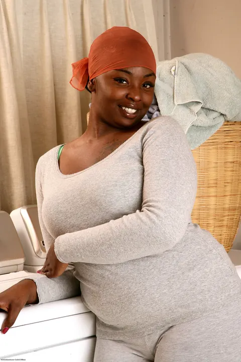 Mature Ebony BBW Reveals Her Hairy Pussy and Spreads Wide – photo 1 of 20