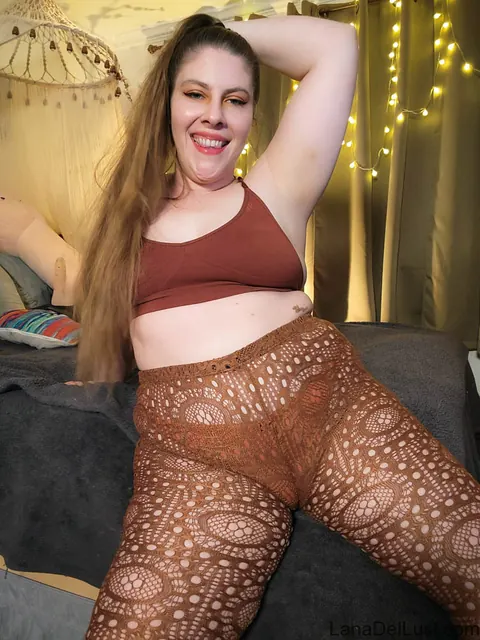 Lana Del Lust: BBW Brunette with Big Tits Poses in Pantyhose and Panties – photo 6 of 15