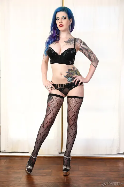 Penny Poison: Redhead with Big Tits Spreads in Stockings and Glasses – photo 1 of 17