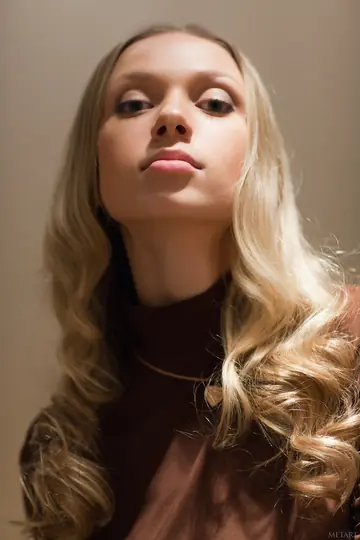 Augusta Crystal – Petite Russian Blonde Poses Nude in Glamour Set