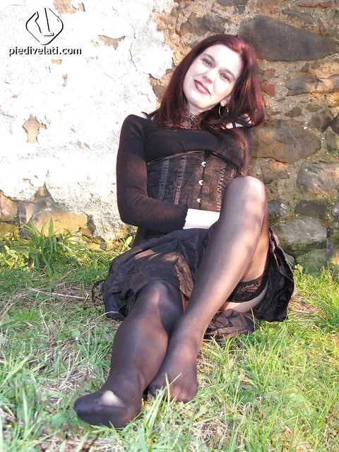 Brunette in Stockings and Skirt Spreads in the Forest – photo 8 of 16