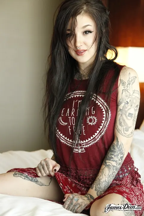 Kelsi Lynn: Pale Tattooed Brunette Pulls Panties Aside and Fingers Her Pussy – photo 1 of 16