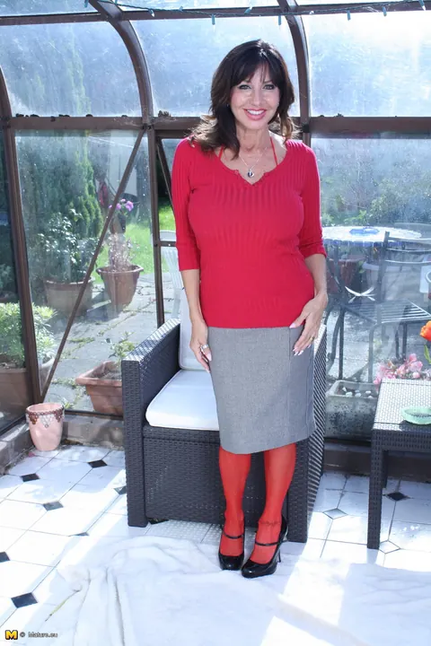 Tara Holiday: Latina MILF Strips Off Her Lingerie and Stockings in Heels – photo 2 of 16