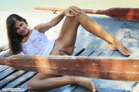 Woman Gives a Blowjob and Spreads Outdoors – photo 6 of 17
