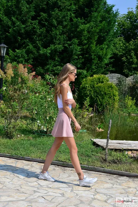 Tiffany Tatum: Hungarian Blonde Gets Fucked Outdoors in a Skirt – photo 1 of 20