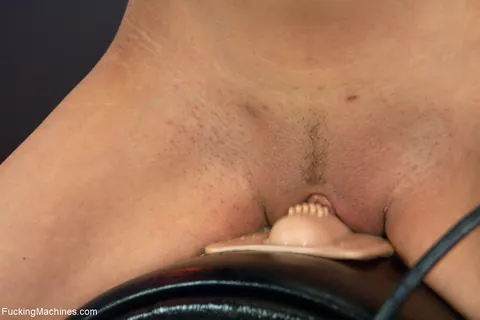 Sara Luvv: Slim Brunette Latina Uses a Sybian While Bound – photo 11 of 21