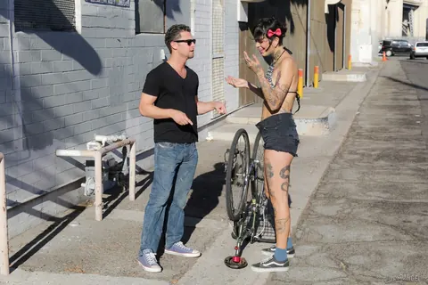 Aayla Secura: Tall Latina Sucks Cock and Gets Fucked Outdoors – photo 3 of 17