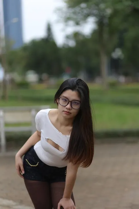 Petite Asian Brunette Strips Out of Her Tight Jeans Outdoors – photo 7 of 21
