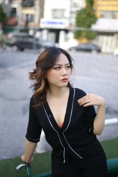 Petite Asian Brunette Flashes Outdoors in a Dress – photo 16 of 21