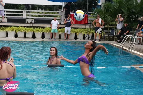 Thai Trans Woman Plays Pool Volleyball Then Strips Nude – photo 8 of 17
