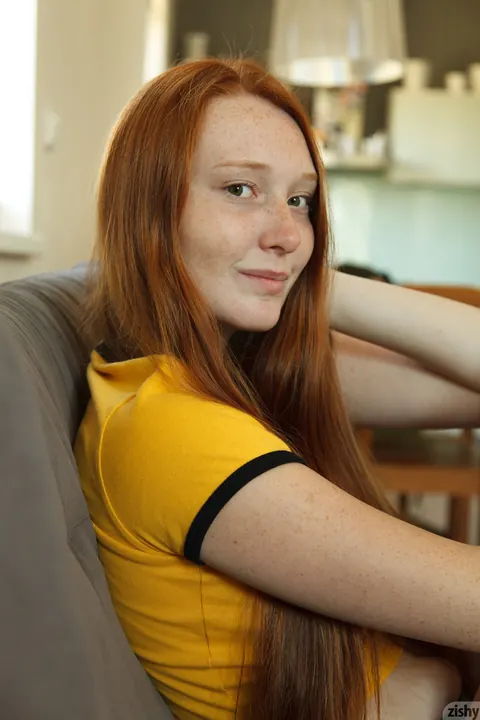 Petrine Krahlove: Petite Ukrainian Redhead Poses to Show Her Big Tits and Ass – photo 8 of 12