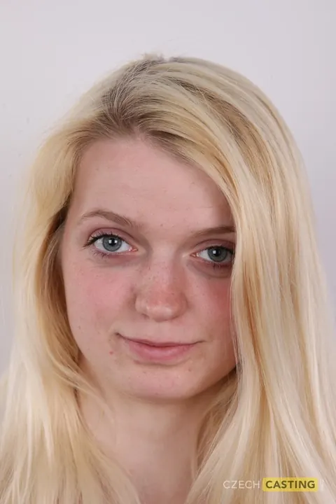 Czech Blonde Strips Out of Her Jeans on a Stool – photo 1 of 20