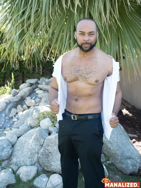 Athletic Hairy Man Undresses Outdoors and Poses Naked – photo 9 of 20