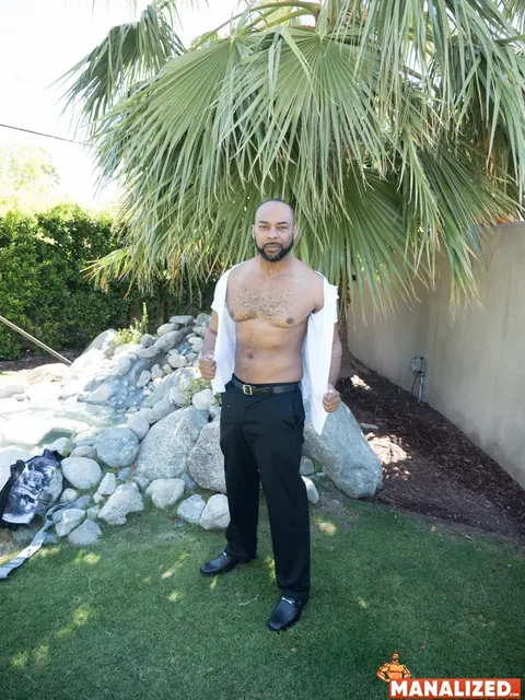 Athletic Hairy Man Undresses Outdoors and Poses Naked – photo 10 of 20
