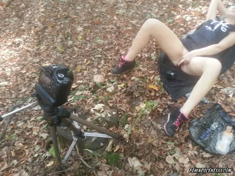 PAWG Masturbates with a Dildo on Leafy Forest Ground – photo 4 of 20