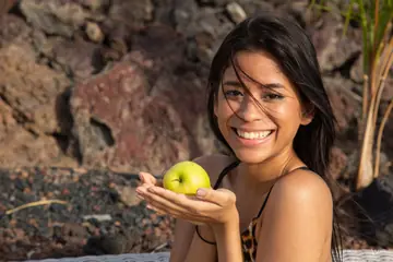 Petite Latina Spreads Shaved Pussy Outdoors in a Bikini