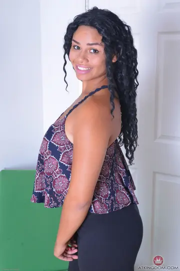 Thick Ebony Brunette in Yoga Pants Spreads to Show Her Pussy and Ass