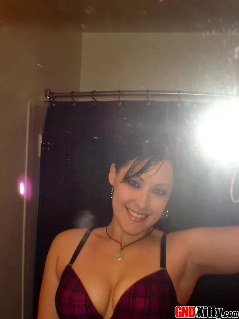 Brunette with Big Tits Pulls Bra Straps Down in Lingerie Selfie – photo 9 of 12